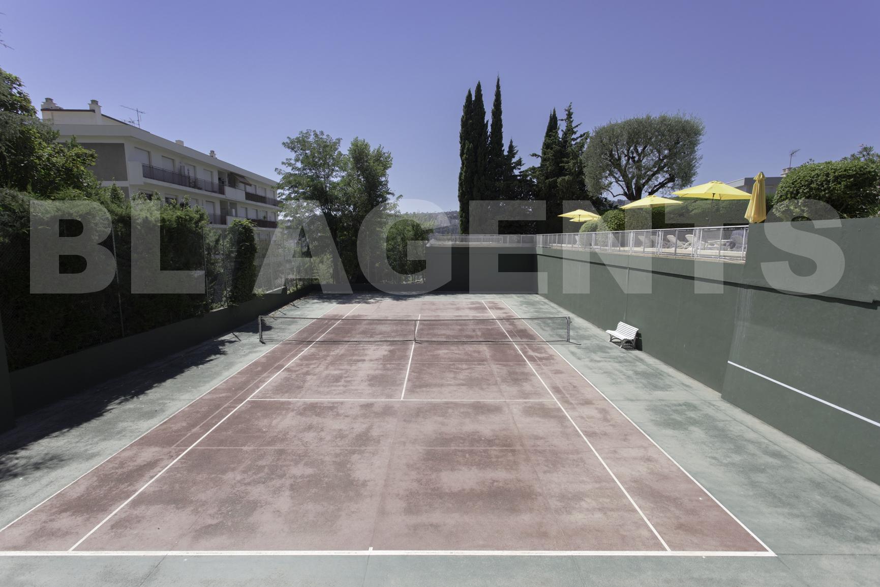 terrain de tennis