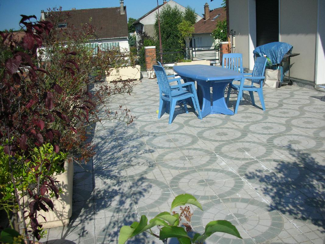 UNE DES TERRASSES (81M2)